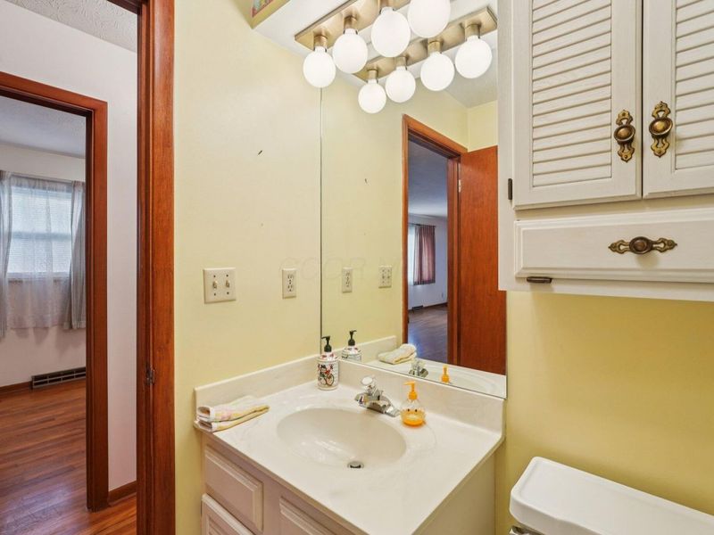 5575 Karl Road, Columbus, OH 43229 Photo 24