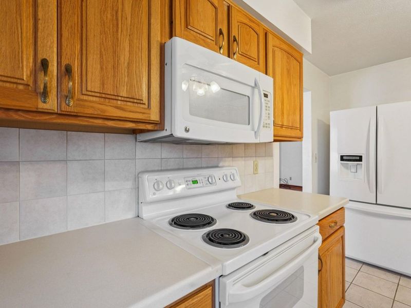 5575 Karl Road, Columbus, OH 43229 Photo 7