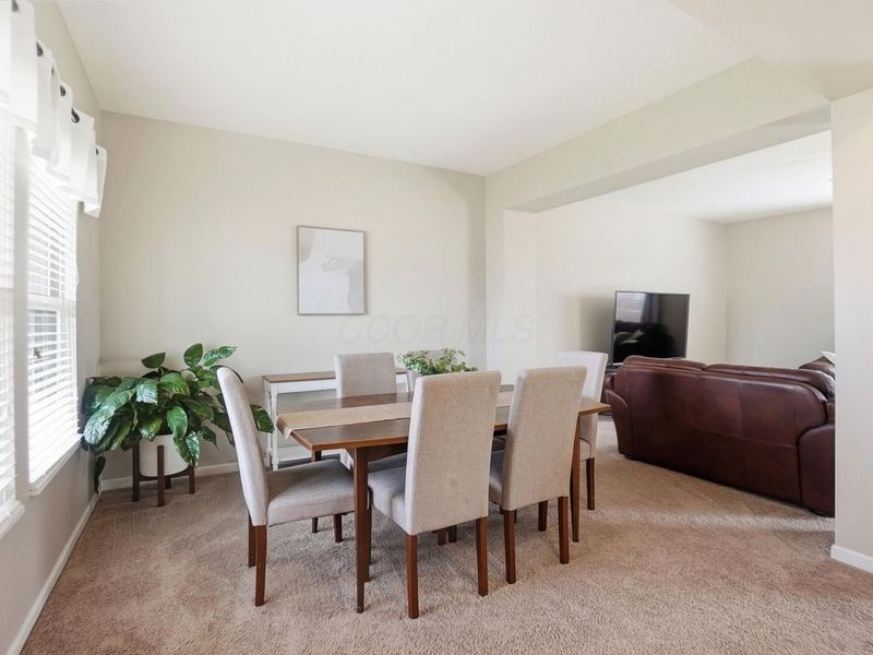 26 Burroughs Drive, Ashville, OH 43103 Photo 14