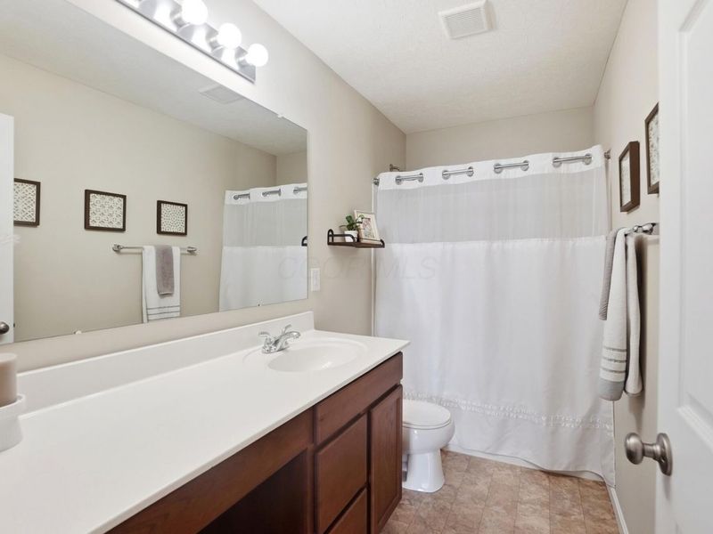 26 Burroughs Drive, Ashville, OH 43103 Photo 30