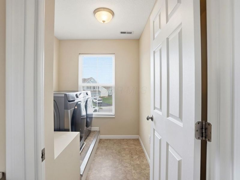 26 Burroughs Drive, Ashville, OH 43103 Photo 36