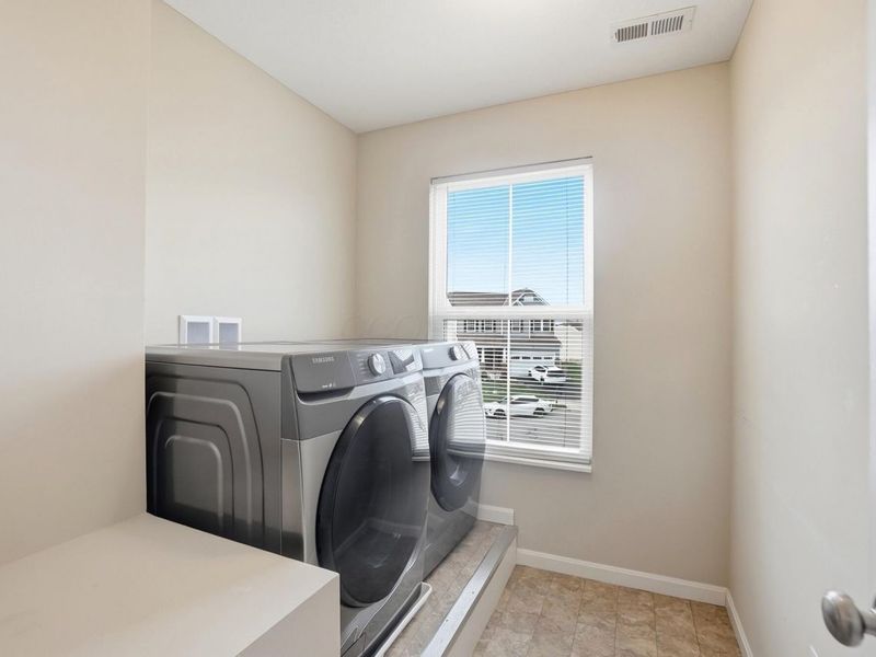 26 Burroughs Drive, Ashville, OH 43103 Photo 37