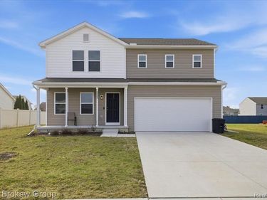 2222 Champion Drive, Burton, MI 48519