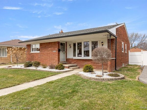 20025 Valera Street, St. Clair Shores, MI 48080
