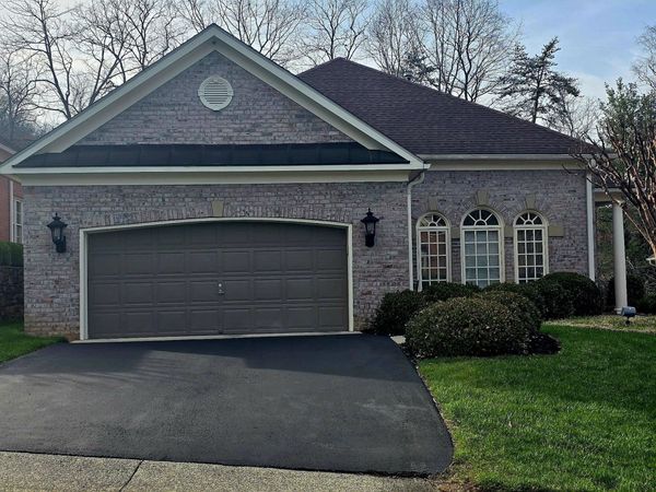 6559 Fairway Estates DR , Roanoke, VA 24018