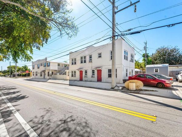 801 Dobbins Street, Unit 7, West Palm Beach, FL 33405