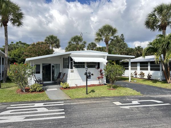 615 Alamanda Lane, Deerfield Beach, FL 33442