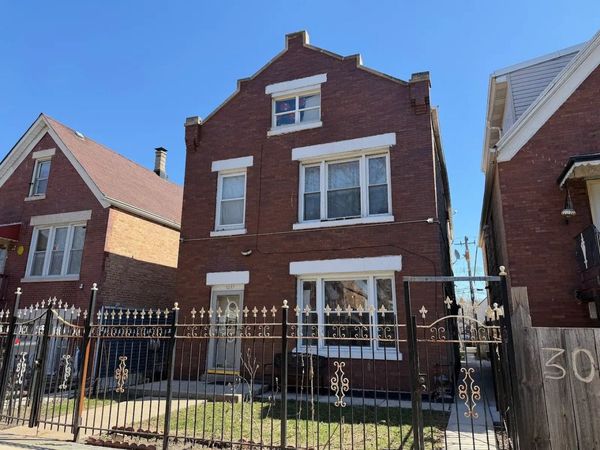 3033 S Kenneth Avenue , Chicago, IL 60623