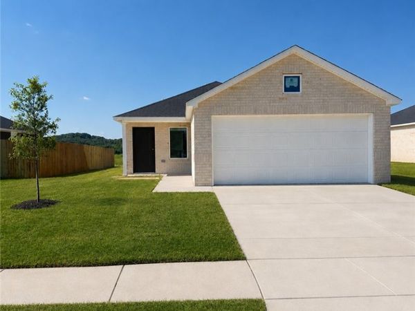545 E Boston Street, Prairie Grove, AR 72753
