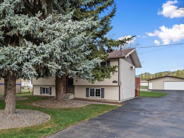 20923 E Trent Ave, Otis Orchards, WA 99027