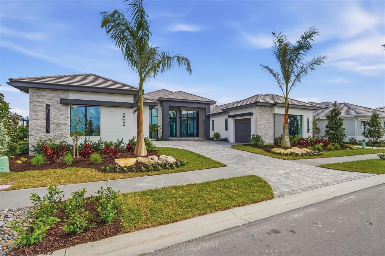 262 Crystal Waters Drive, Sarasota, FL 34240 Photo