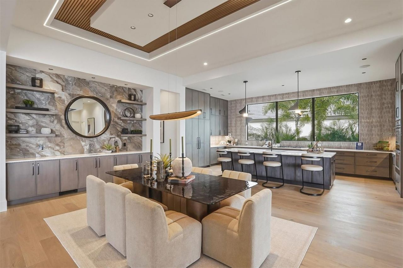 262 Crystal Waters Drive, Sarasota, FL 34240 Photo