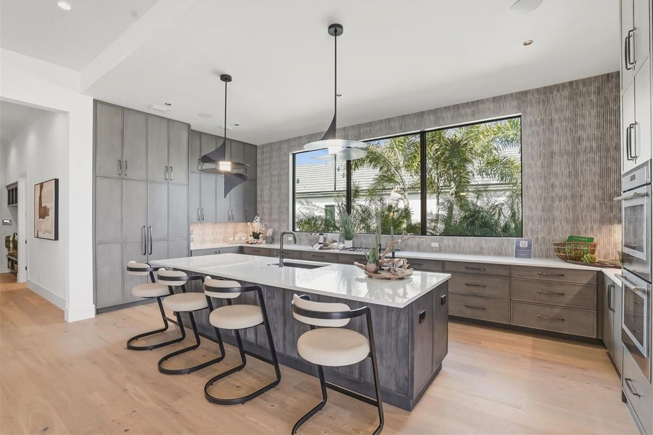 262 Crystal Waters Drive, Sarasota, FL 34240 Photo