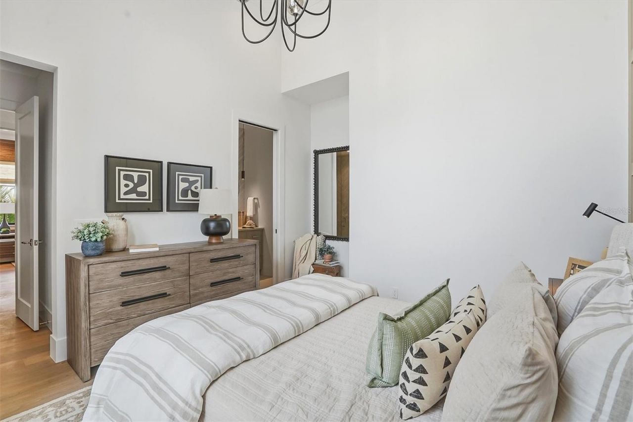 262 Crystal Waters Drive, Sarasota, FL 34240 Photo