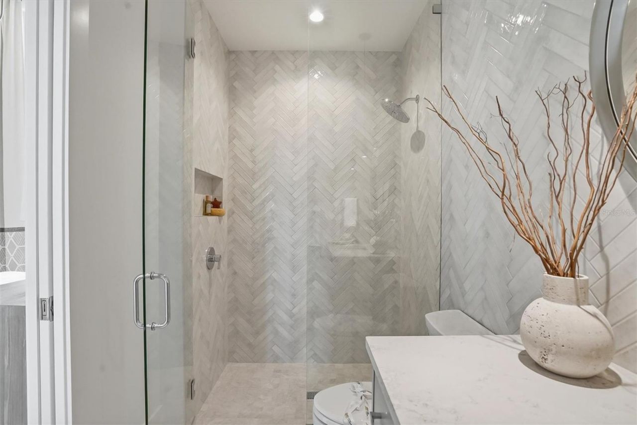 262 Crystal Waters Drive, Sarasota, FL 34240 Photo