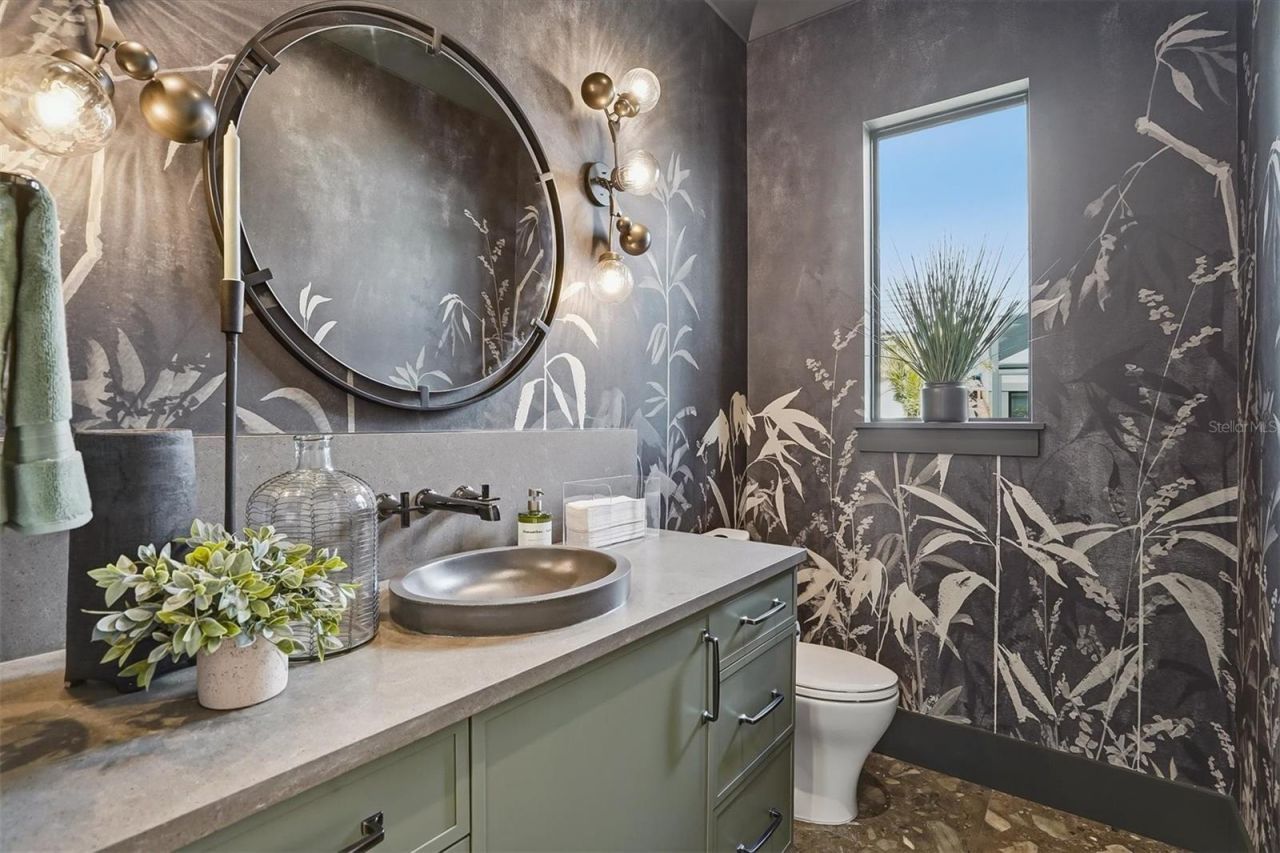 262 Crystal Waters Drive, Sarasota, FL 34240 Photo