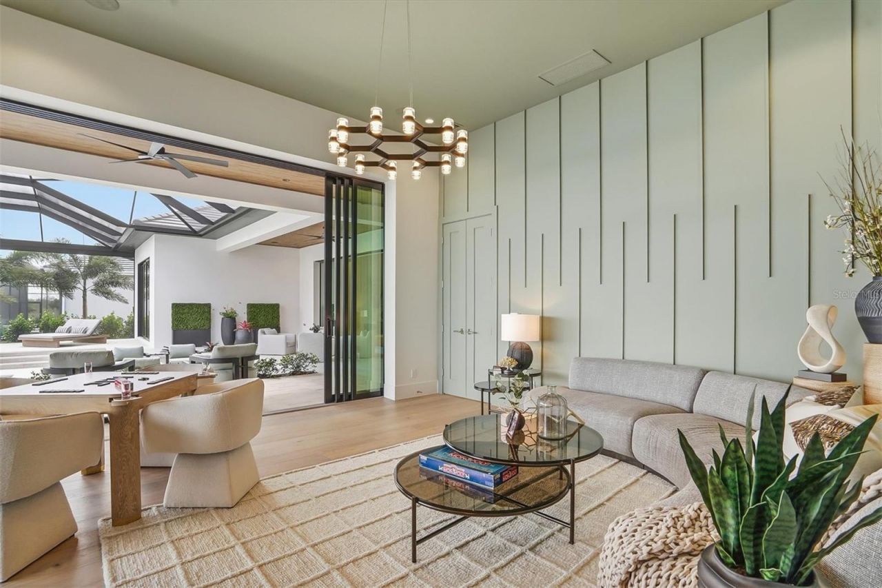 262 Crystal Waters Drive, Sarasota, FL 34240 Photo