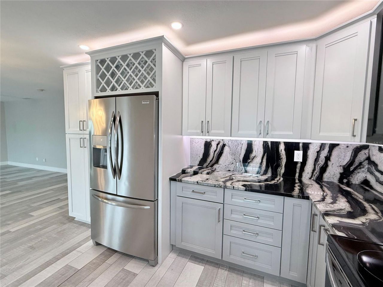 5075 Starfish Drive Se, Unit B, Saint Petersburg, FL 33705 Photo