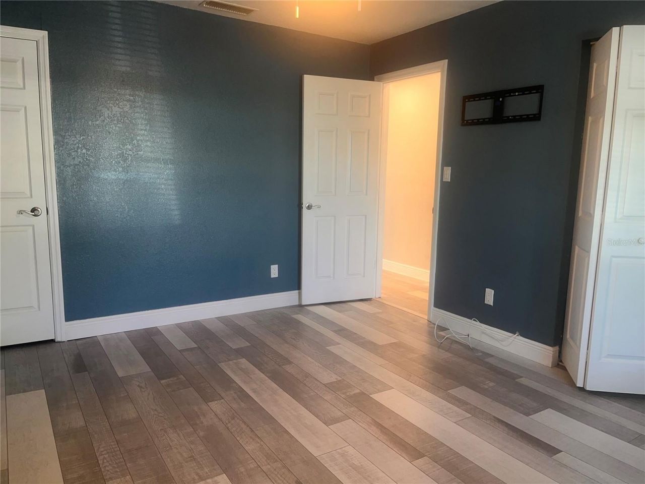 5075 Starfish Drive Se, Unit B, Saint Petersburg, FL 33705 Photo