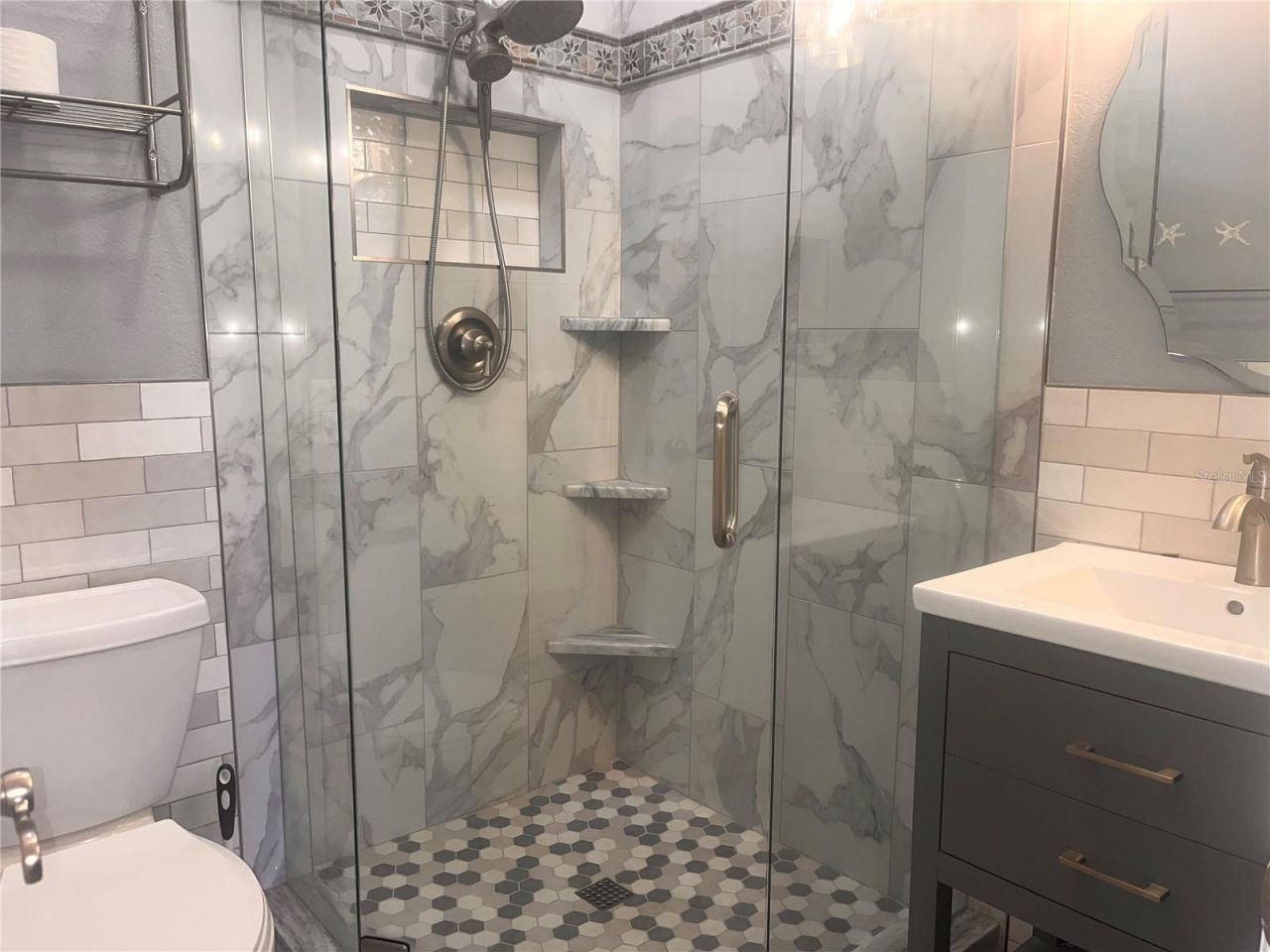 5075 Starfish Drive Se, Unit B, Saint Petersburg, FL 33705 Photo