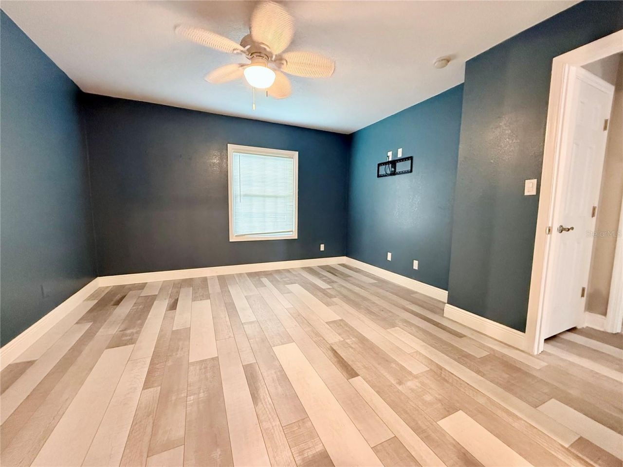 5075 Starfish Drive Se, Unit B, Saint Petersburg, FL 33705 Photo