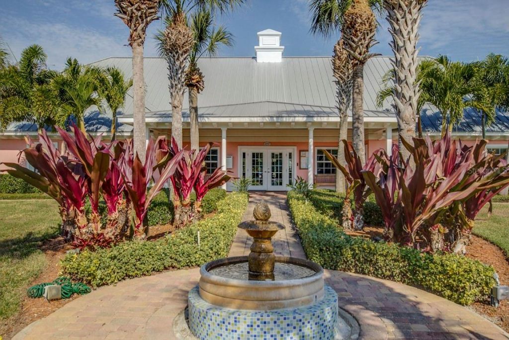 5075 Starfish Drive Se, Unit B, Saint Petersburg, FL 33705 Photo