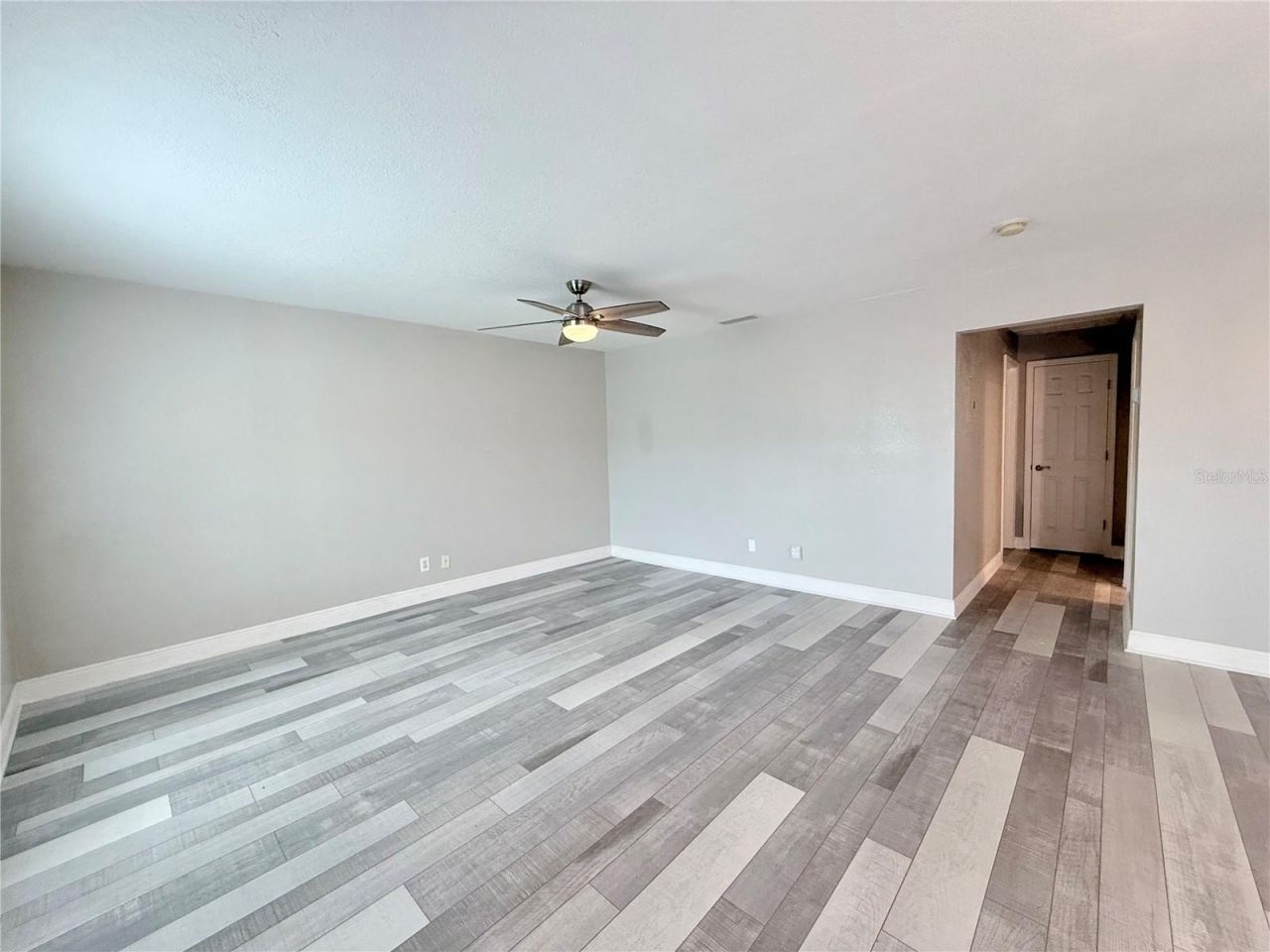 5075 Starfish Drive Se, Unit B, Saint Petersburg, FL 33705 Photo
