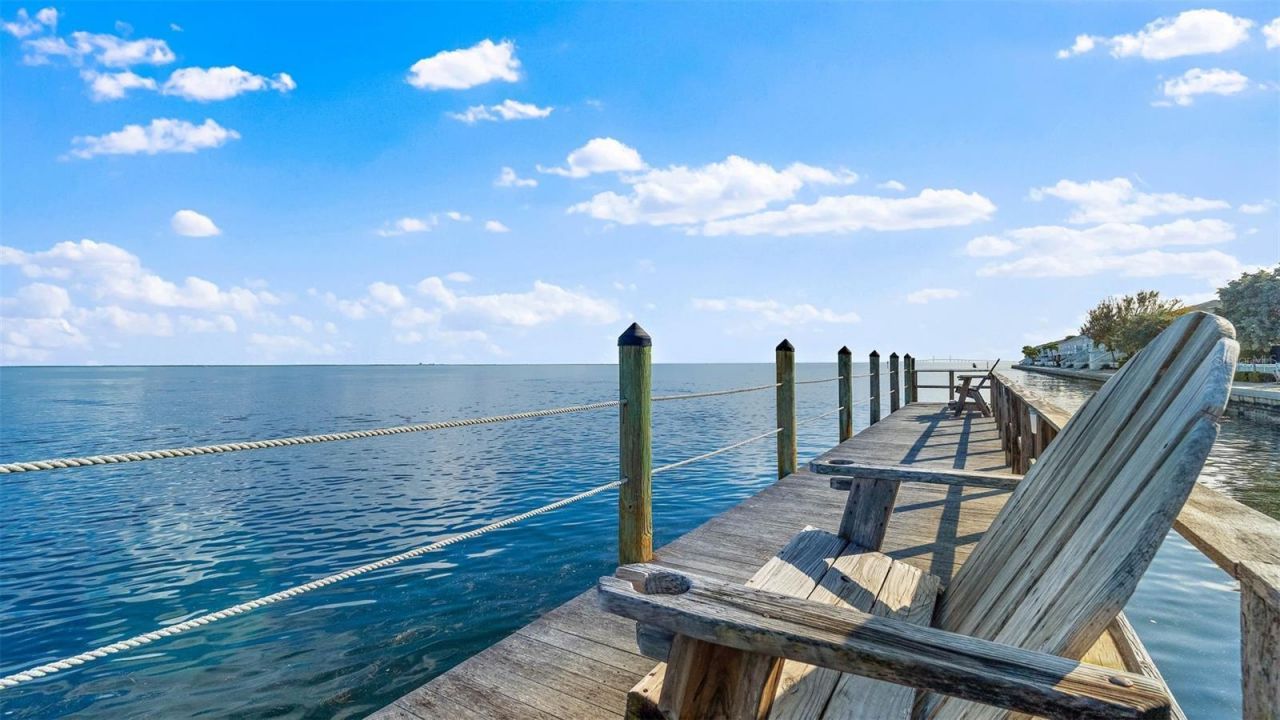 5075 Starfish Drive Se, Unit B, Saint Petersburg, FL 33705 Photo