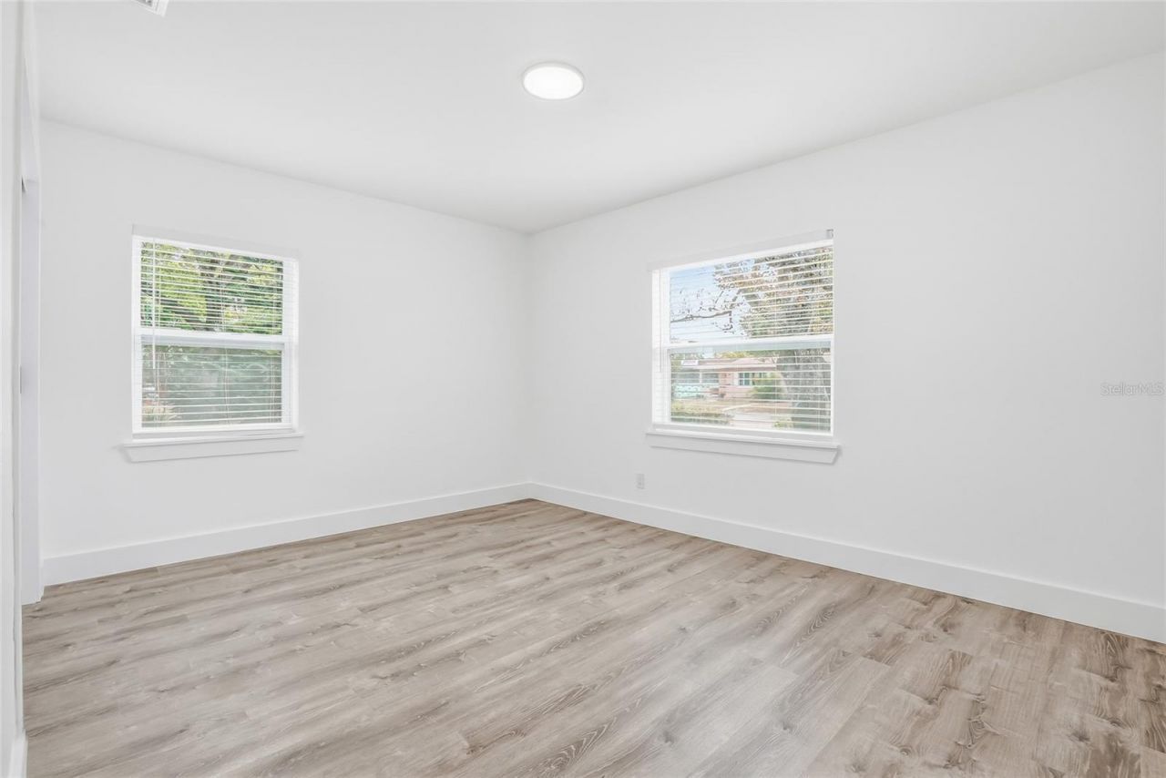 7125 5th Avenue N, Saint Petersburg, FL 33710 Photo