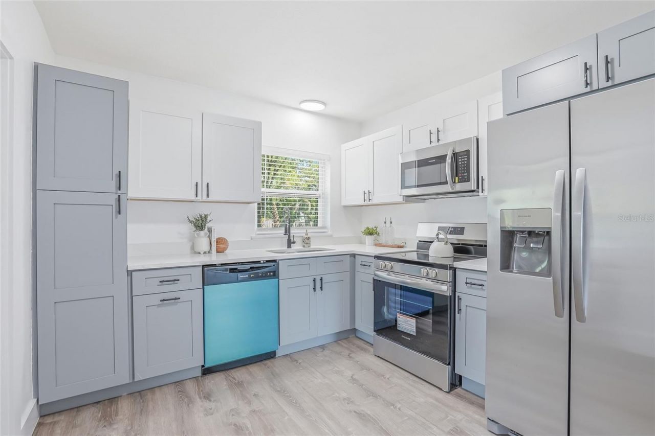 7125 5th Avenue N, Saint Petersburg, FL 33710 Photo