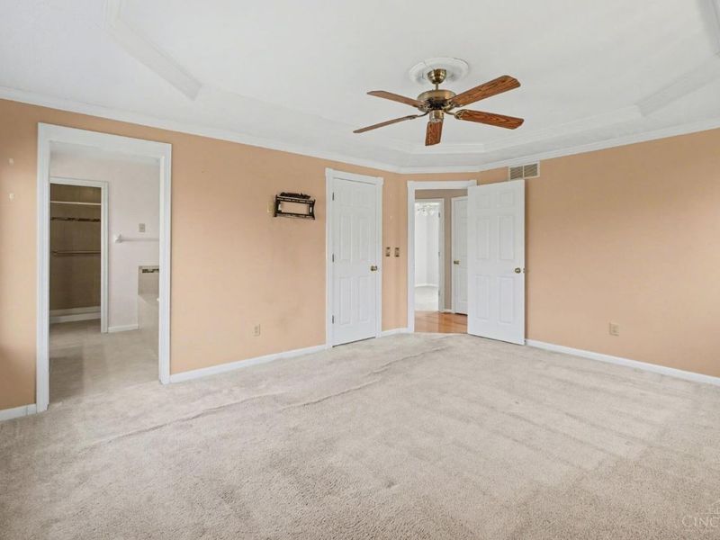 7854 Surreywood Drive, Miami Twp, OH 45052 Photo 13