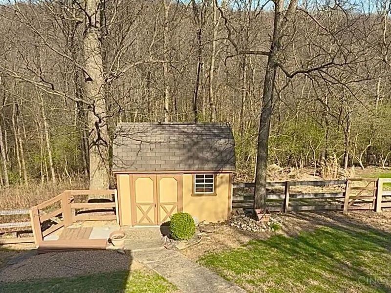 7854 Surreywood Drive, Miami Twp, OH 45052 Photo 25