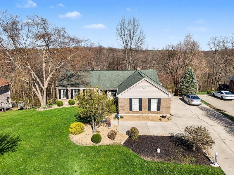 7854 Surreywood Drive, Miami Twp, OH 45052 Photo 27