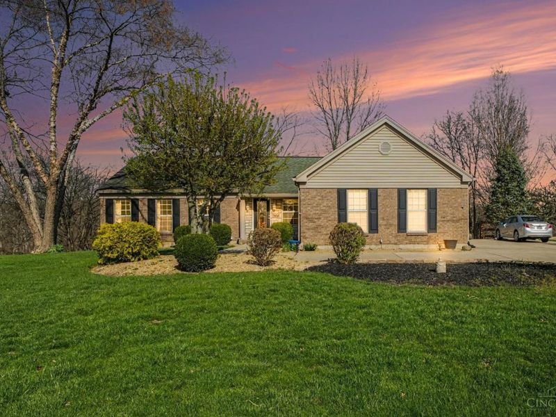 7854 Surreywood Drive, Miami Twp, OH 45052 Photo 30