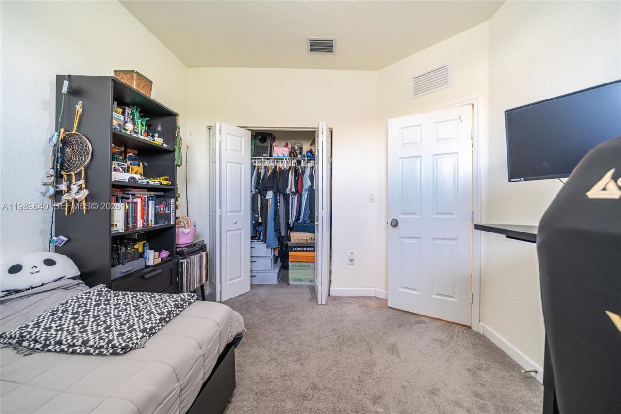 10565 W 34th Ct , Hialeah, FL 33018 Photo