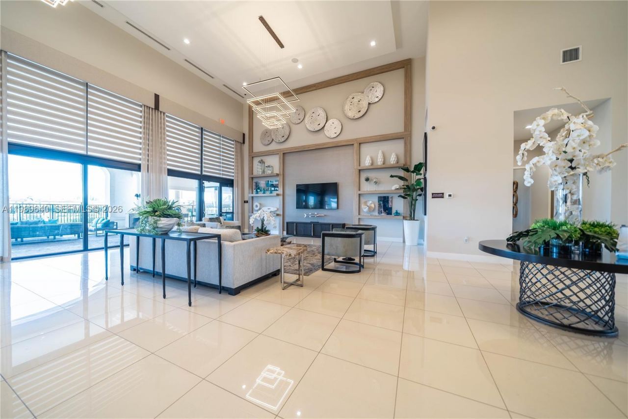 10565 W 34th Ct , Hialeah, FL 33018 Photo