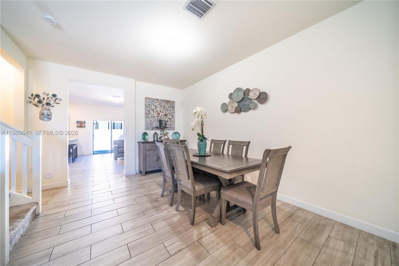 10565 W 34th Ct , Hialeah, FL 33018 Photo