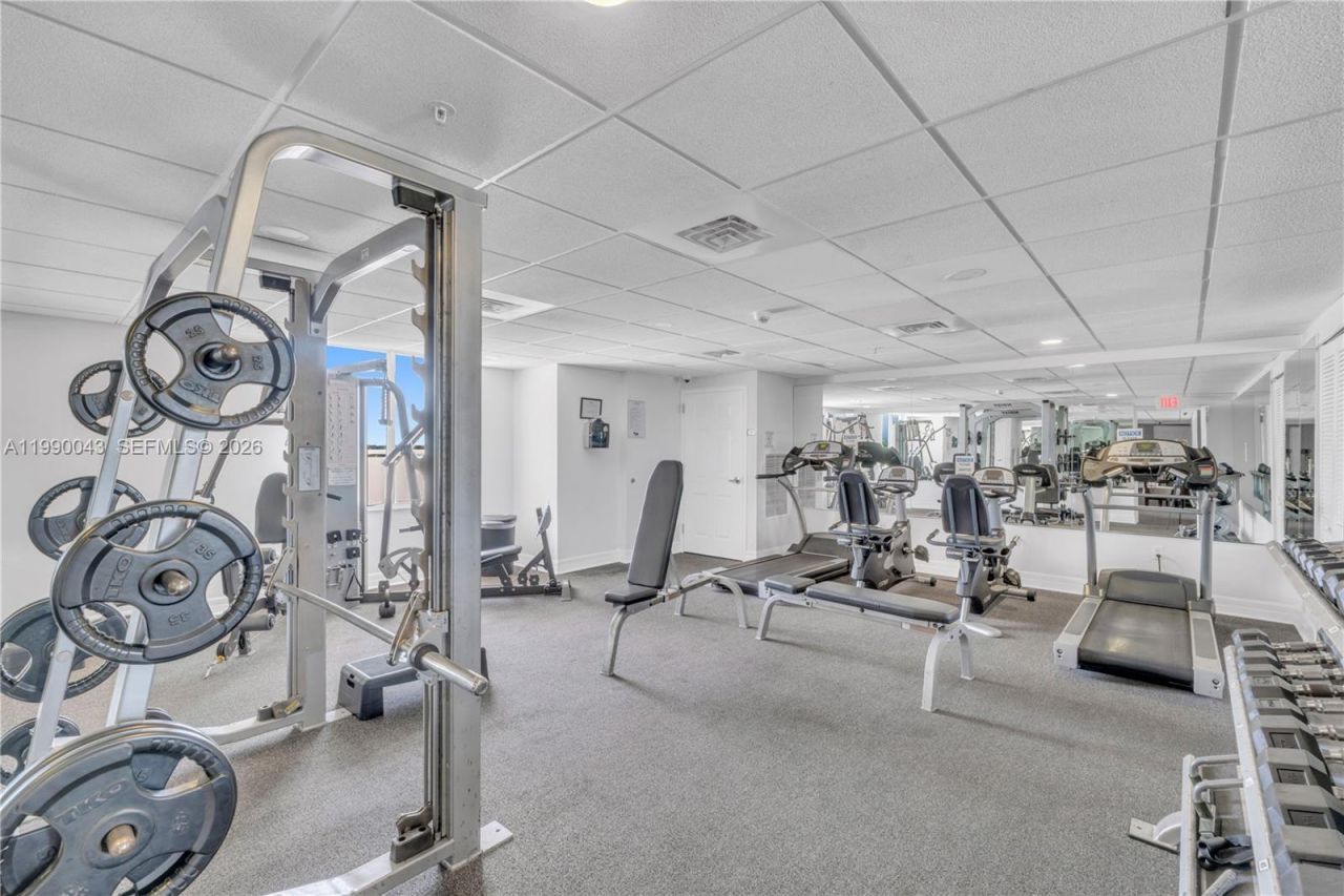 900 SW 8th St , Unit 1110, Miami, FL 33130 Photo