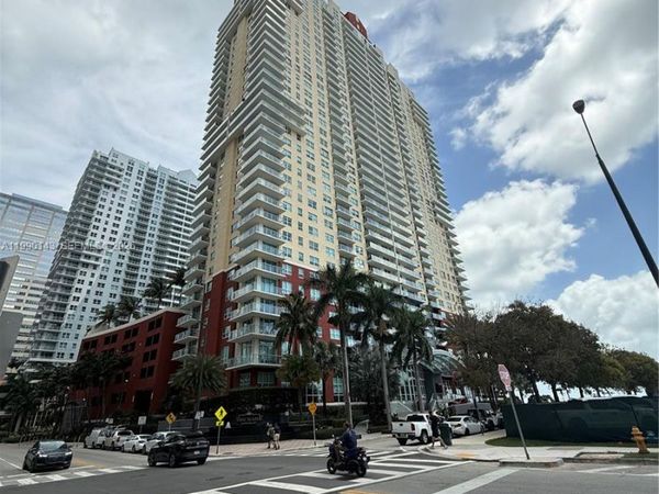 1155 Brickell Bay Dr , Unit 1206, Miami, FL 33131