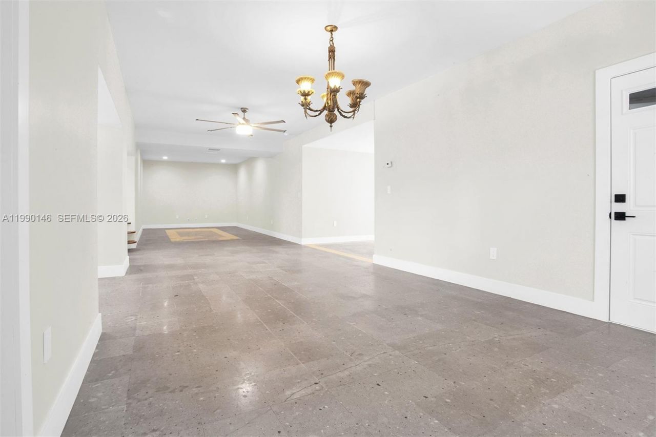 545 S Shore Dr, Miami Beach, FL 33141 Photo