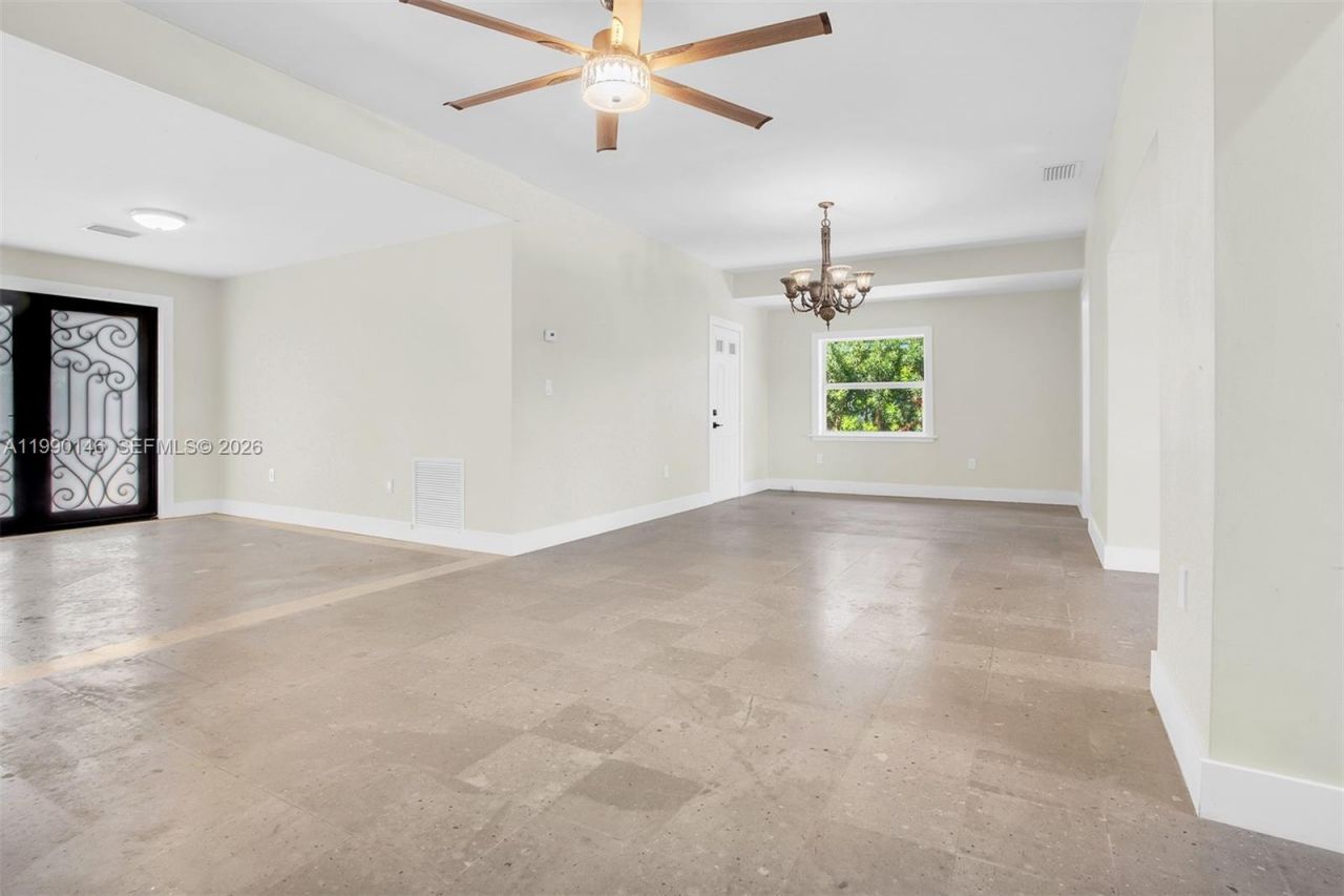 545 S Shore Dr, Miami Beach, FL 33141 Photo