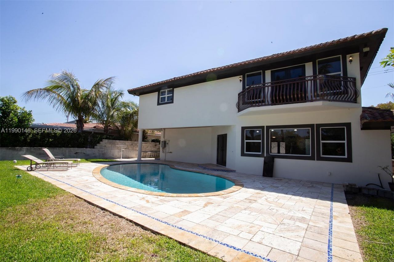 545 S Shore Dr , Miami Beach, FL 33141 Photo