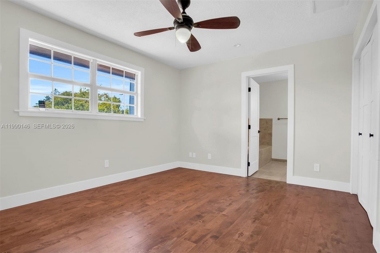 545 S Shore Dr, Miami Beach, FL 33141 Photo