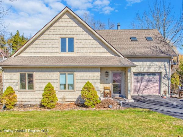 15 Strange Court, Unit Pp28, Athens, NY 12015