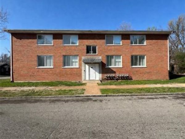 5706 Thekla Avenue, St Louis, MO 63120