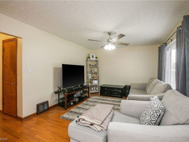 401 Moody Street, Akron, OH 44305 Photo 7