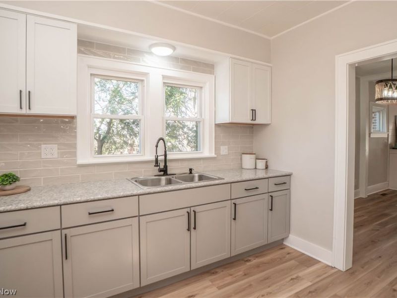 16 E Catawba Avenue, Akron, OH 44301 Photo 14