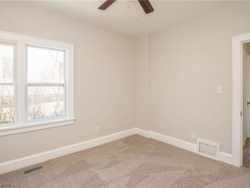 16 E Catawba Avenue, Akron, OH 44301 Photo 18