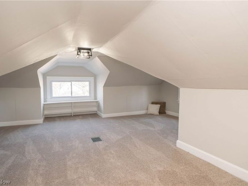 16 E Catawba Avenue, Akron, OH 44301 Photo 20