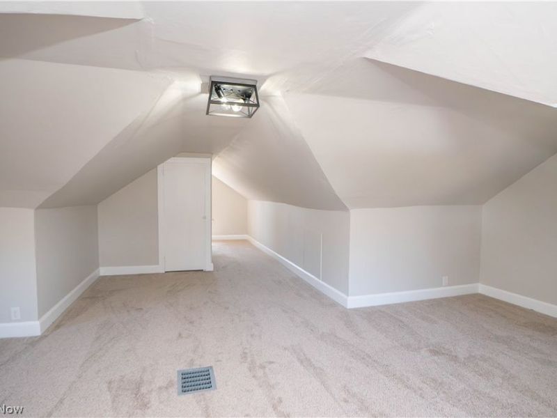 16 E Catawba Avenue, Akron, OH 44301 Photo 21